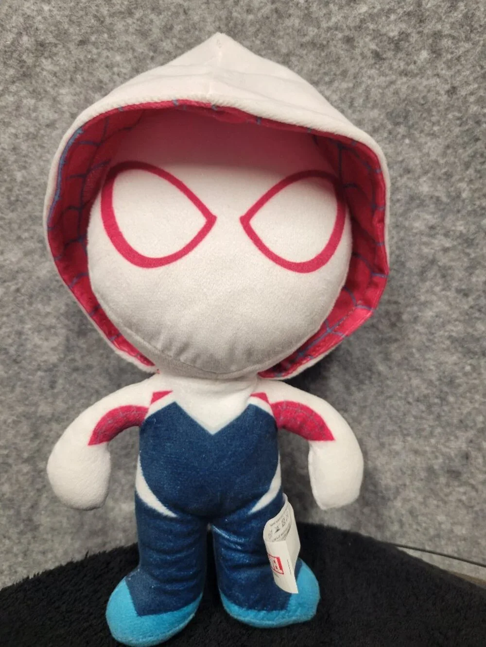 Marvel Spiderman stuffed animal good condition